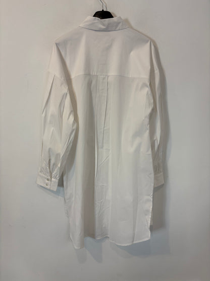 SCRIPTA. Camisa larga blanca