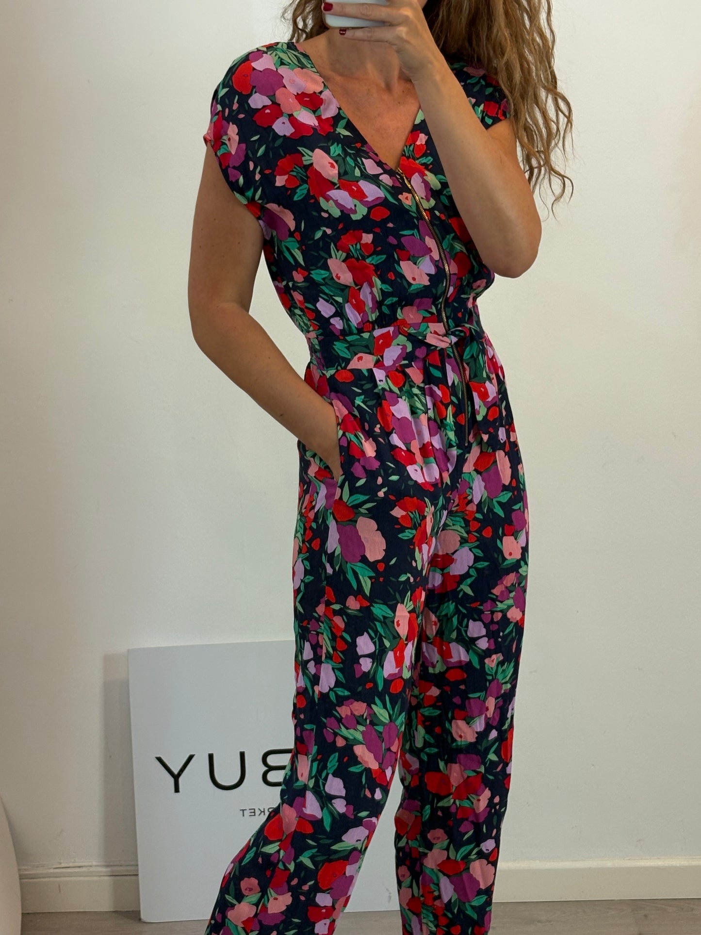 DES PETITS HAUTS. Mono largo estampado