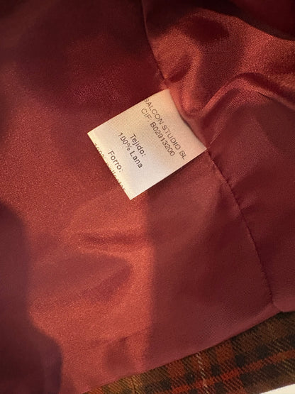 GALCON. Chaleco cuadros abotonado