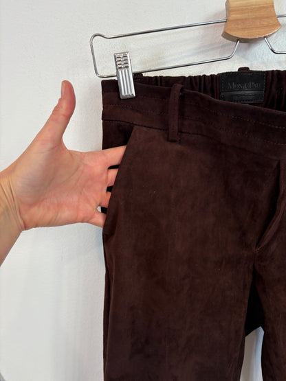 MON & PAU. Pantalón piel vuelta marrón chocolate