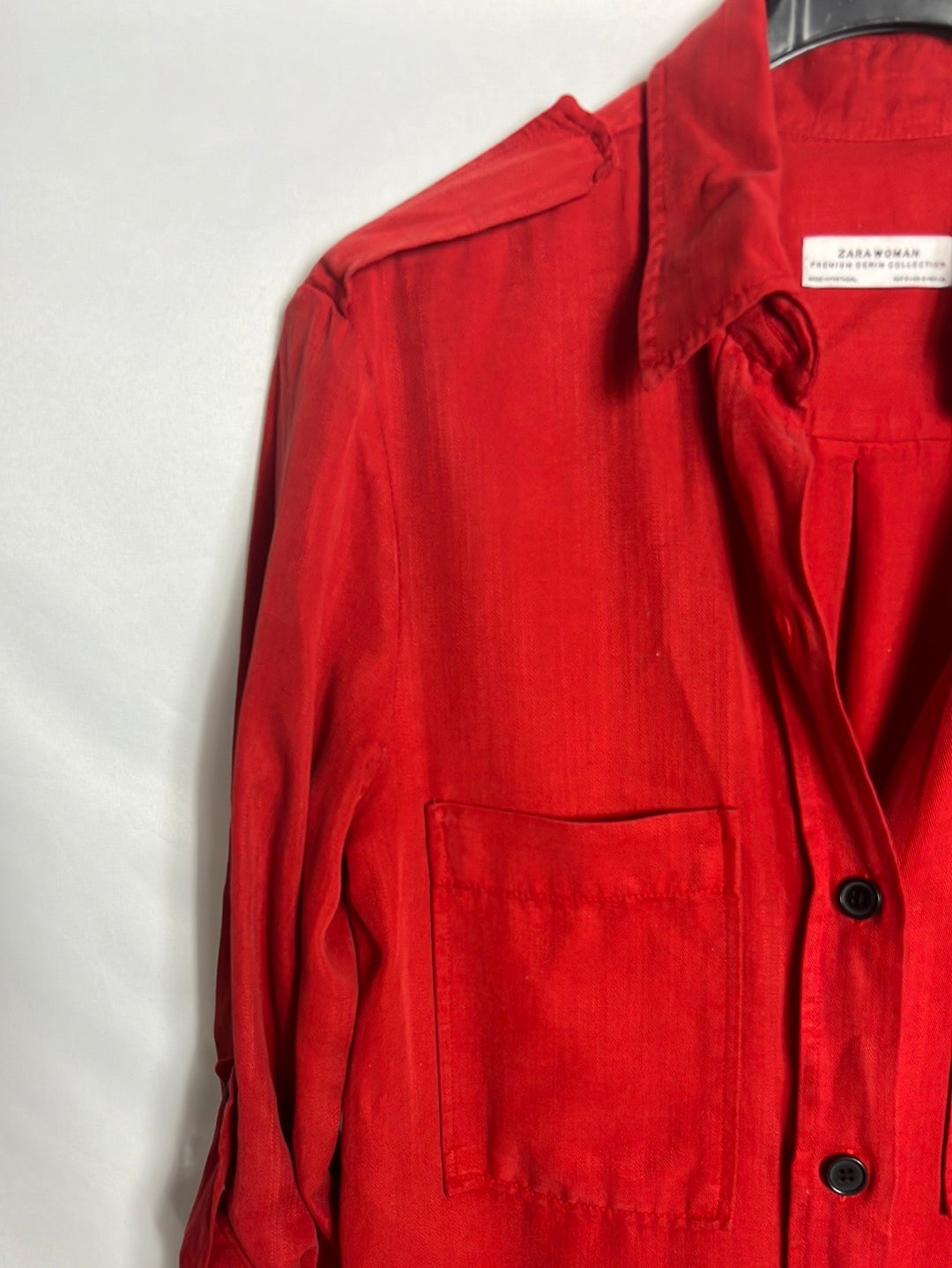 ZARA. Red overshirt with pockets. TS