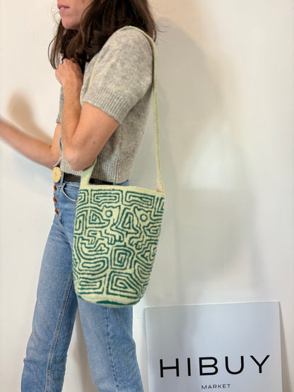 TAUTA. Bolso hecho a mano verdes