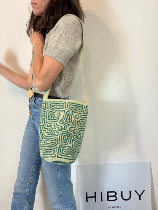 TAUTA. Bolso hecho a mano verdes