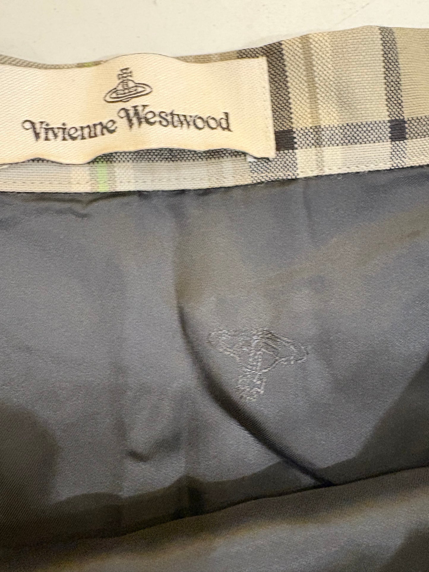 VIVIENNE. WESTWOOD. Falda gris cuadros T.44 (40)