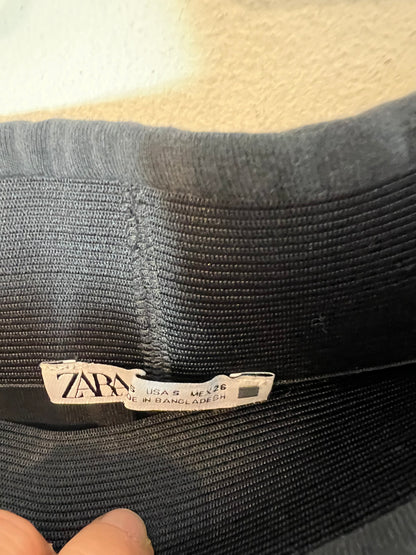 ZARA. Stretch midi skirt Ts