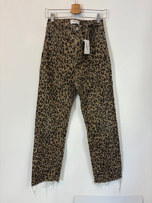 OTRAS. Denim recto animal print. T 36