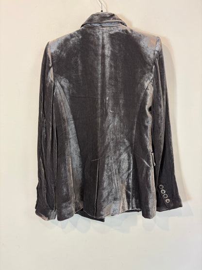 MANGO. Traje de chaqueta terciopelo gris