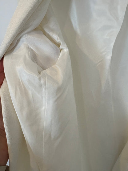 BA&SH. Blazer blanca solapa satinada.