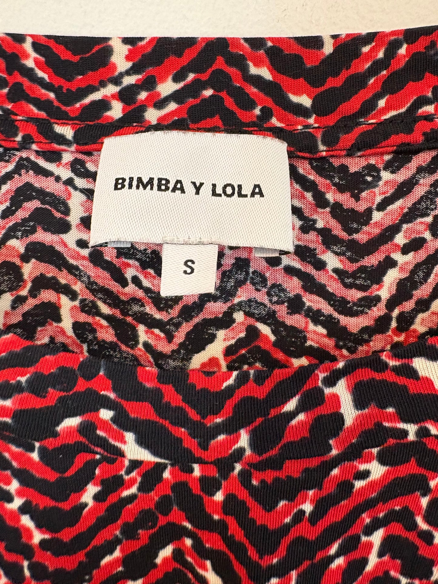 BIMBA Y LOLA. Printed Ts top