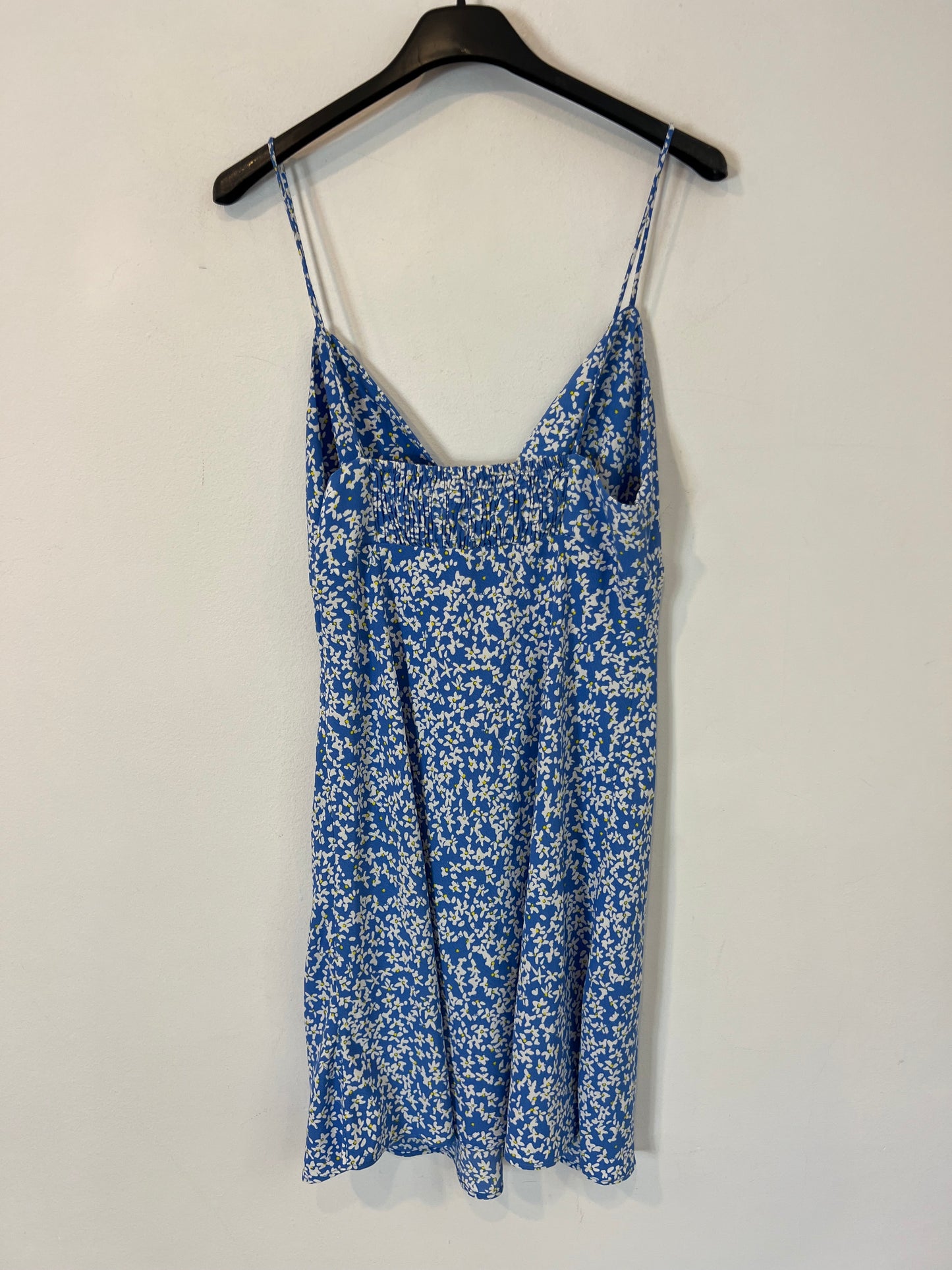 ZARA. Vestido corto flores fluido. T S