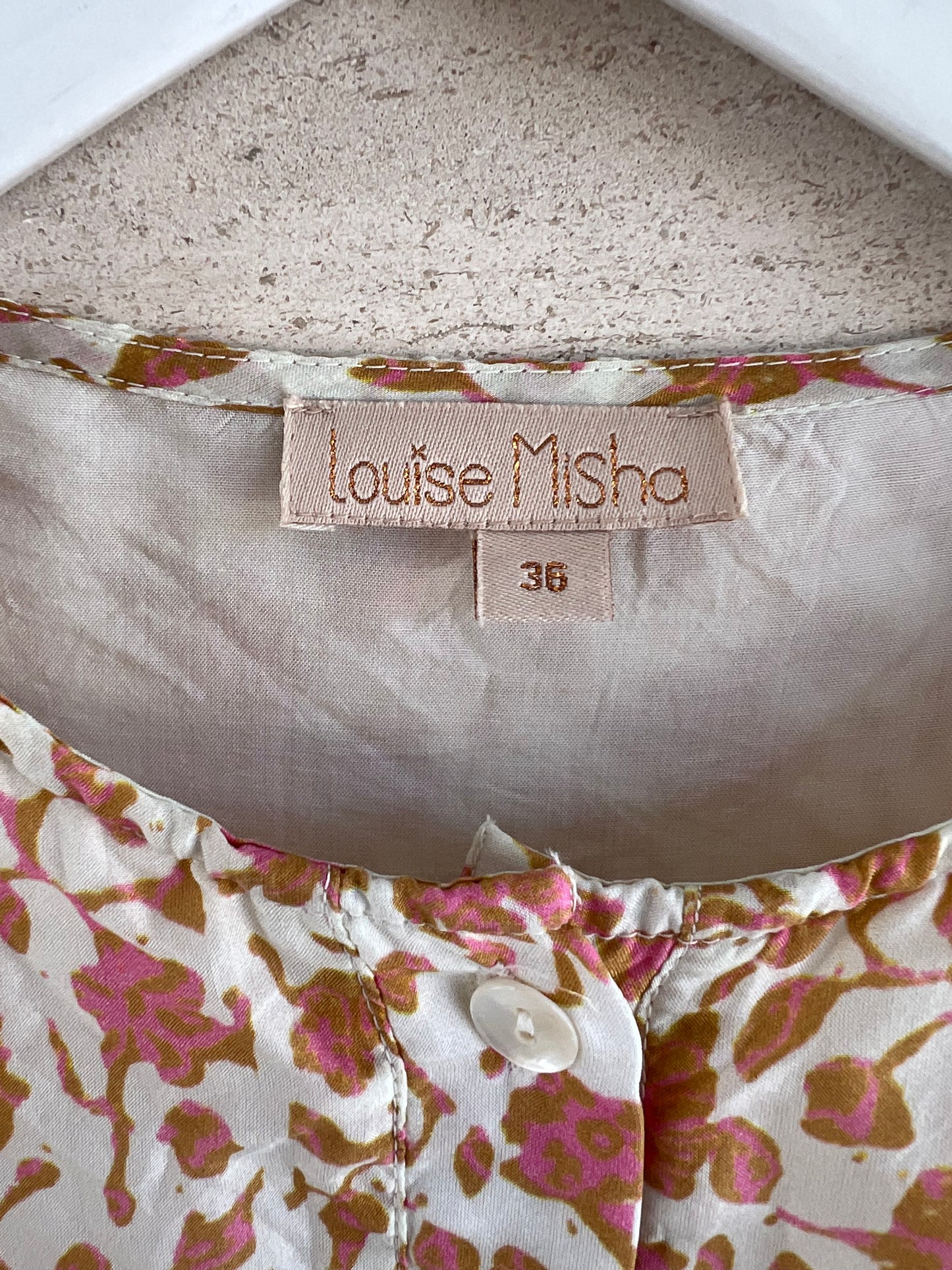 LOUISE MISHA. Vestido beige corto T.36