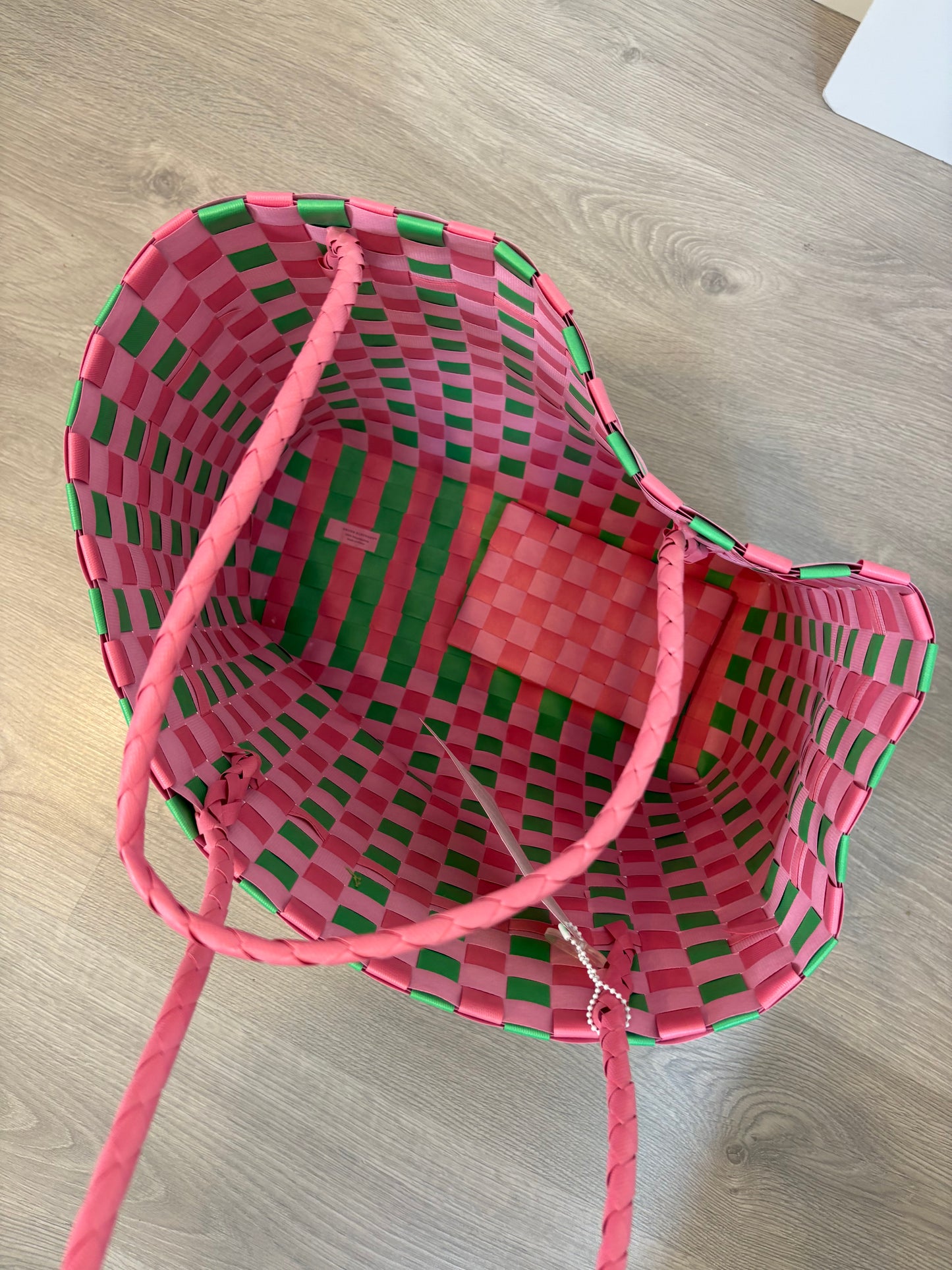 DRUNK ELEPHANT. Bolso tote mimbre bicolor