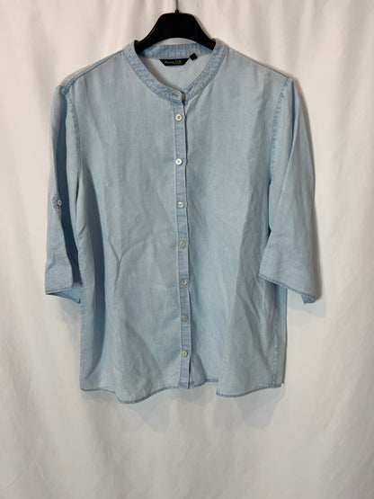 Massimo Dutti. Flowy denim blouse. T 40