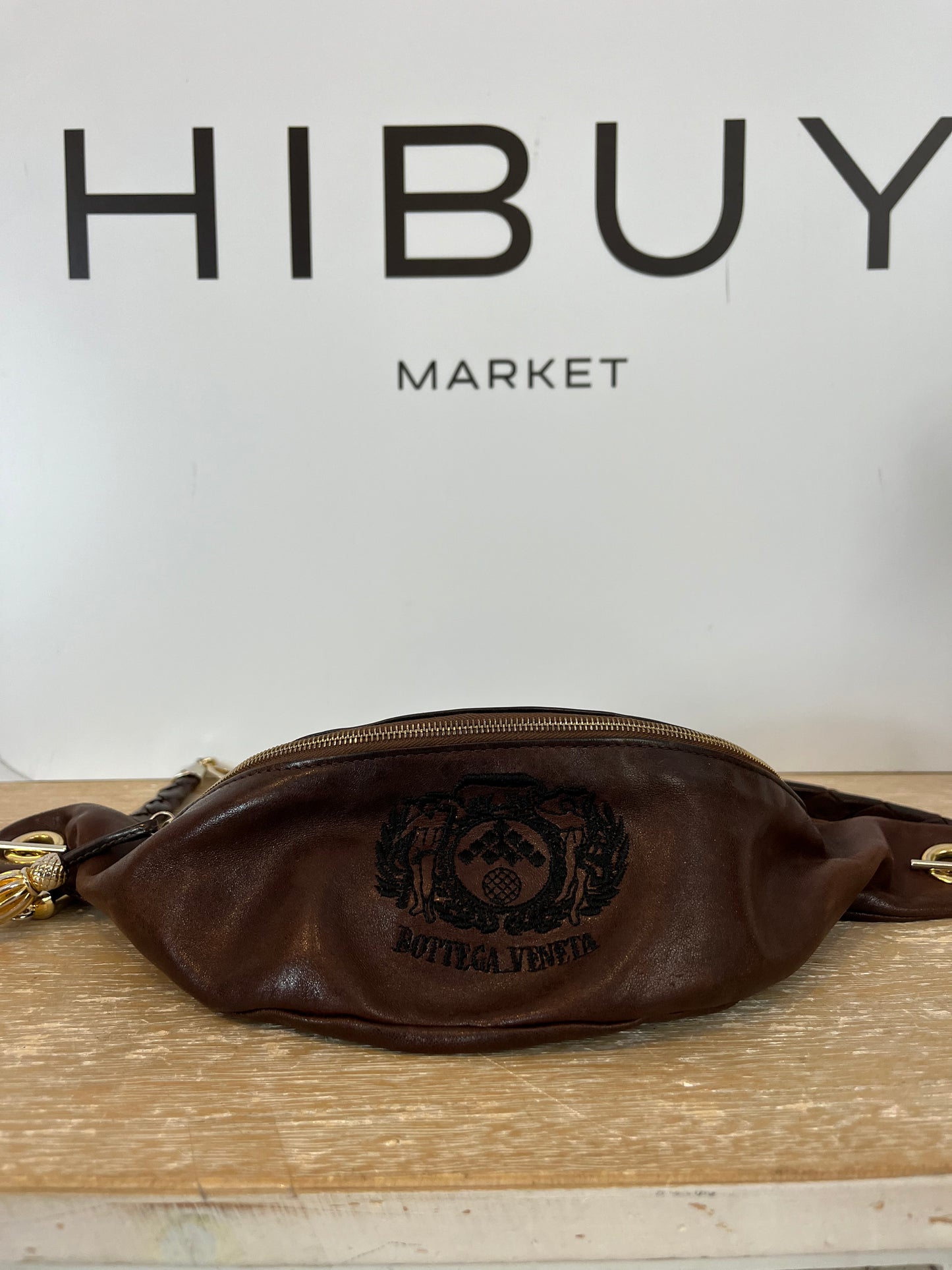 BOTTEGA VENETA. Vintage leather belt bag/crossbody bag