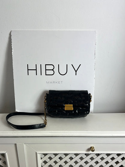 ZARA. Bolso mini negro acolchado