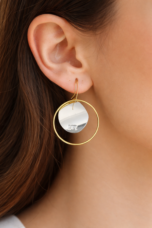 BIMBA Y LOLA. Pendientes circulares logo
