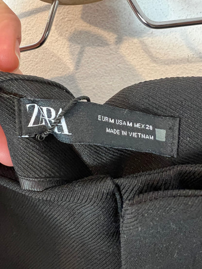 ZARA. Straight-leg flowing black trousers Tm