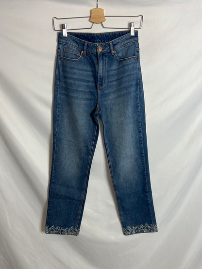 OTHERS. Straight-leg denim trousers with embroidered details. Size 34