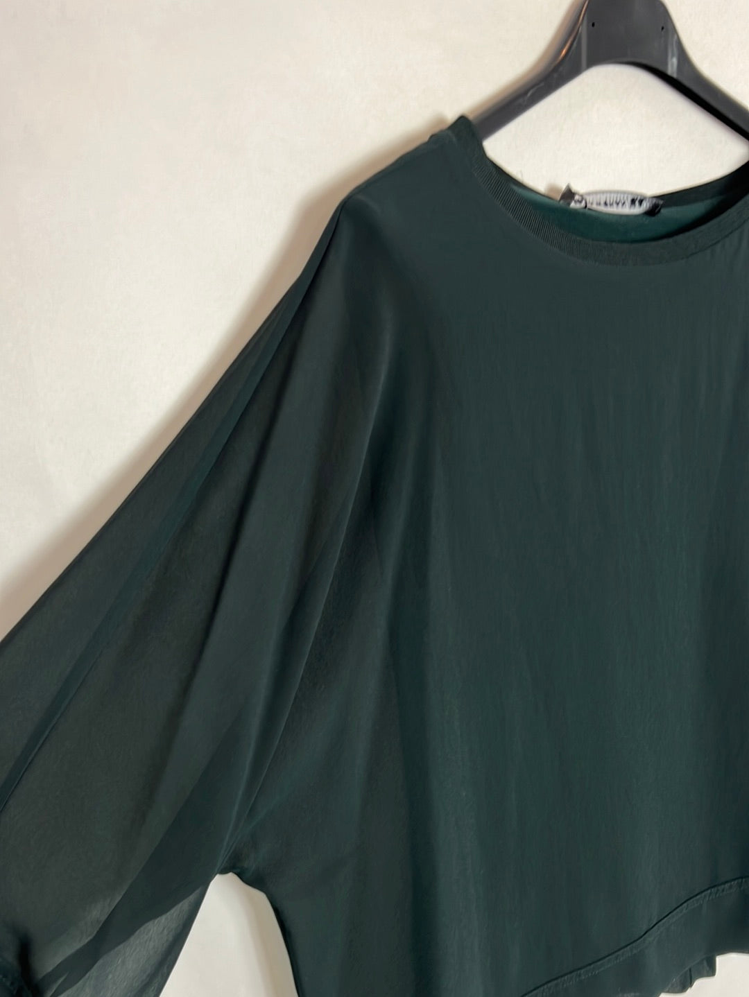 ZARA. Flowy green top. Size XS