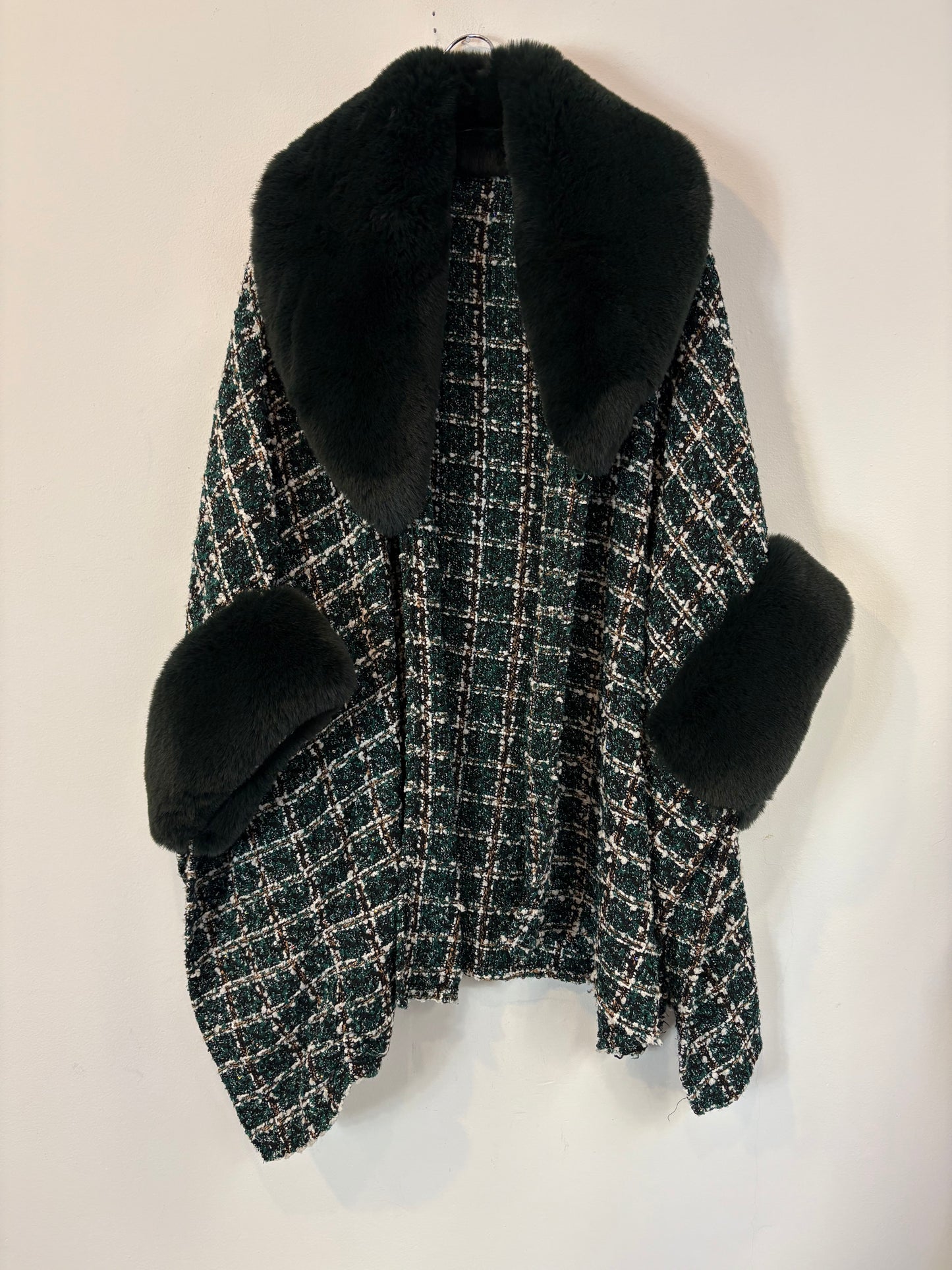 CHERRIES. Flowy purple top. Size XL