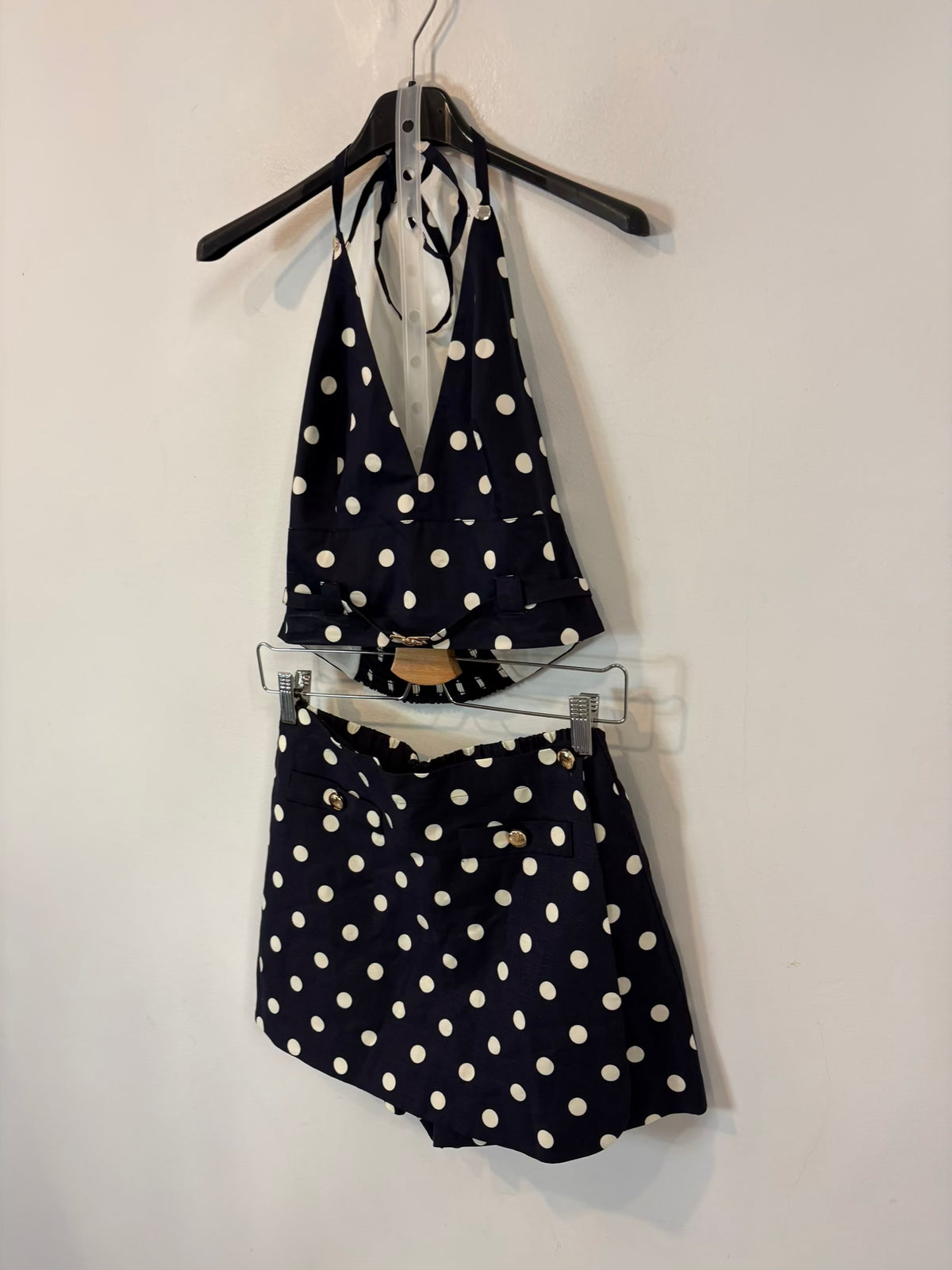 MAJE. Conjunto top y pantalón corto lunares