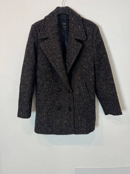 MANGO. Abrigo negro cruzado jaspeado. T S