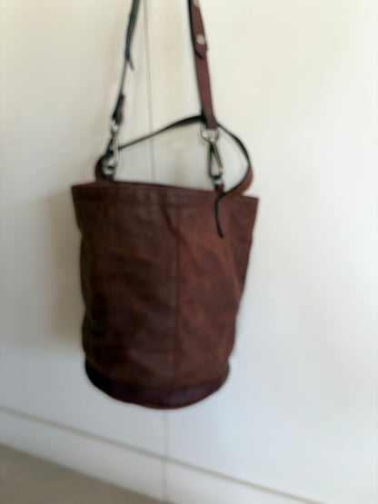 MALABABA. Bolso marrón piel doble asa