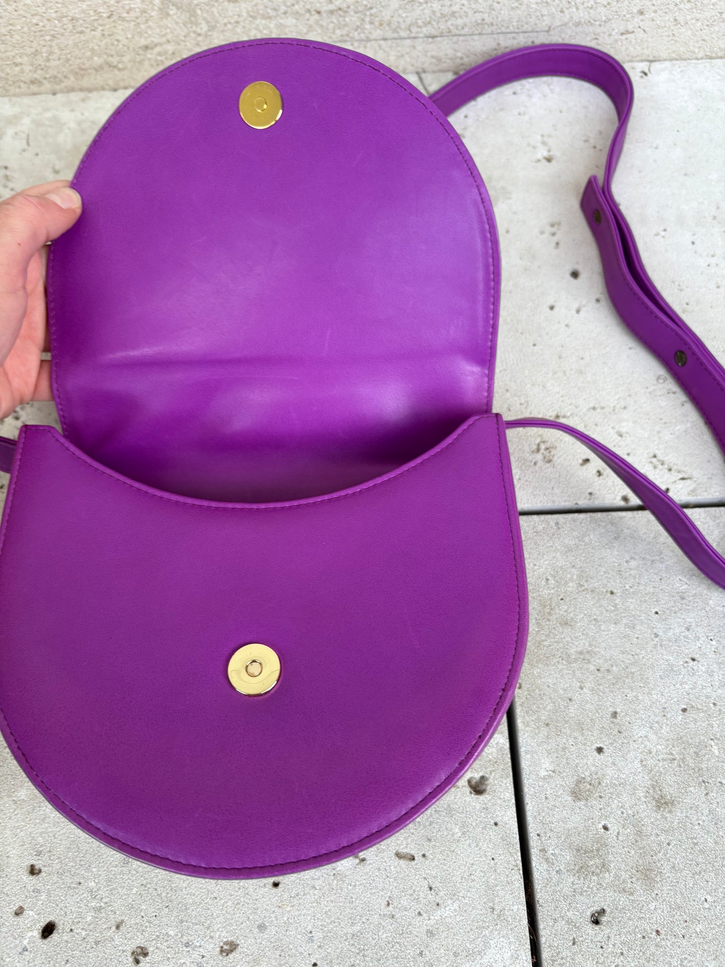 BAKARI. Bolso piel malva