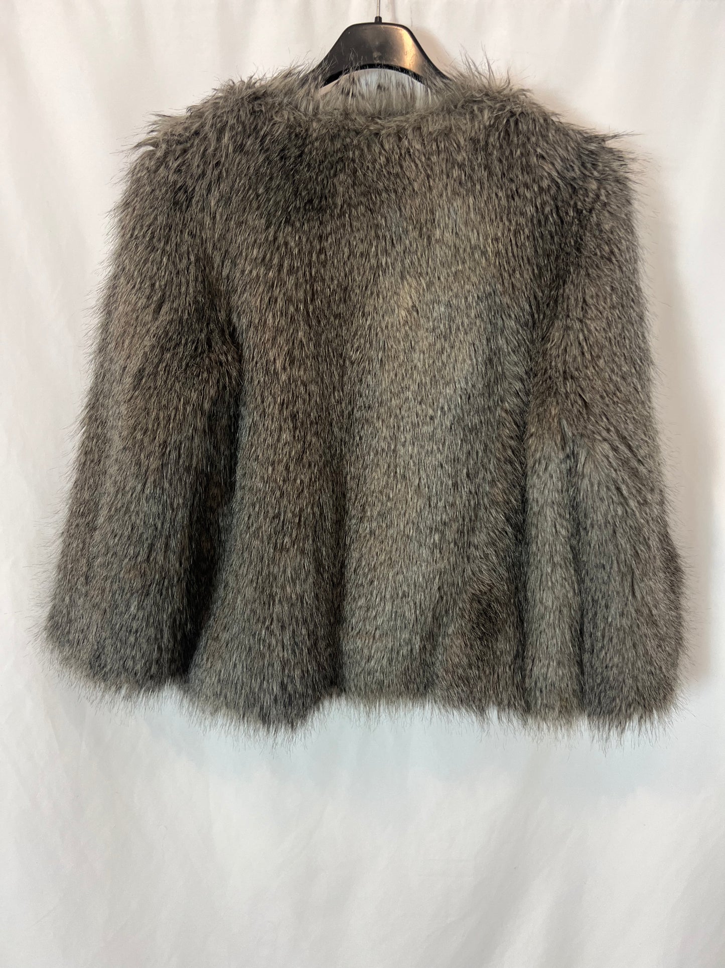 BESTMOUNTAIN. Abrigo corto pelo  T.m