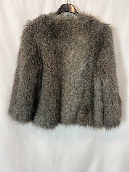 BESTMOUNTAIN. Abrigo corto pelo  T.m