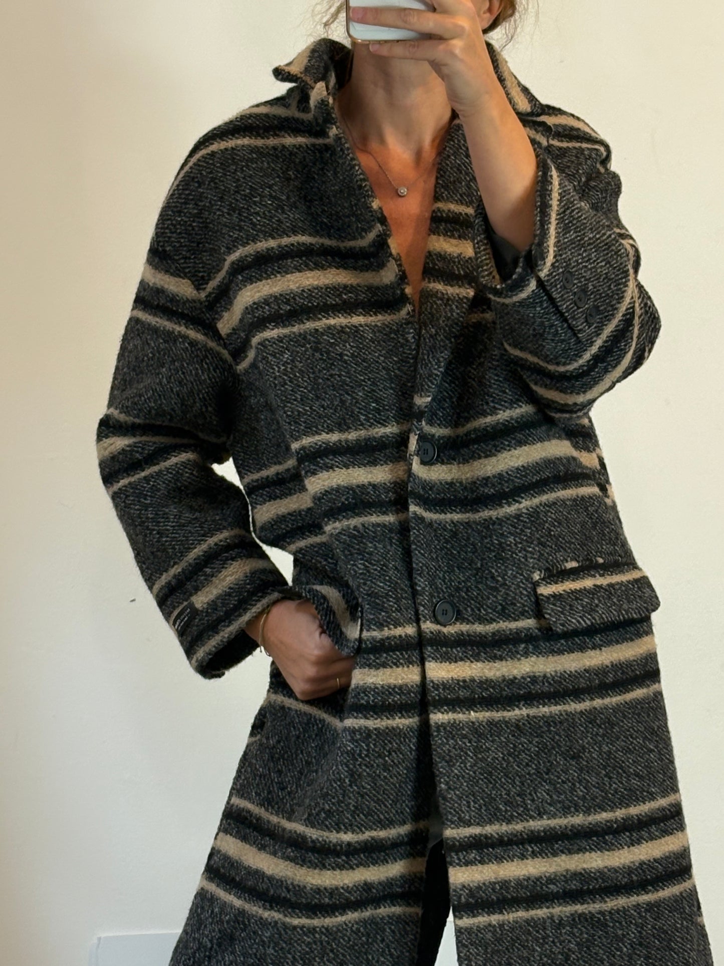 SLOWLOVE. Abrigo largo rayas