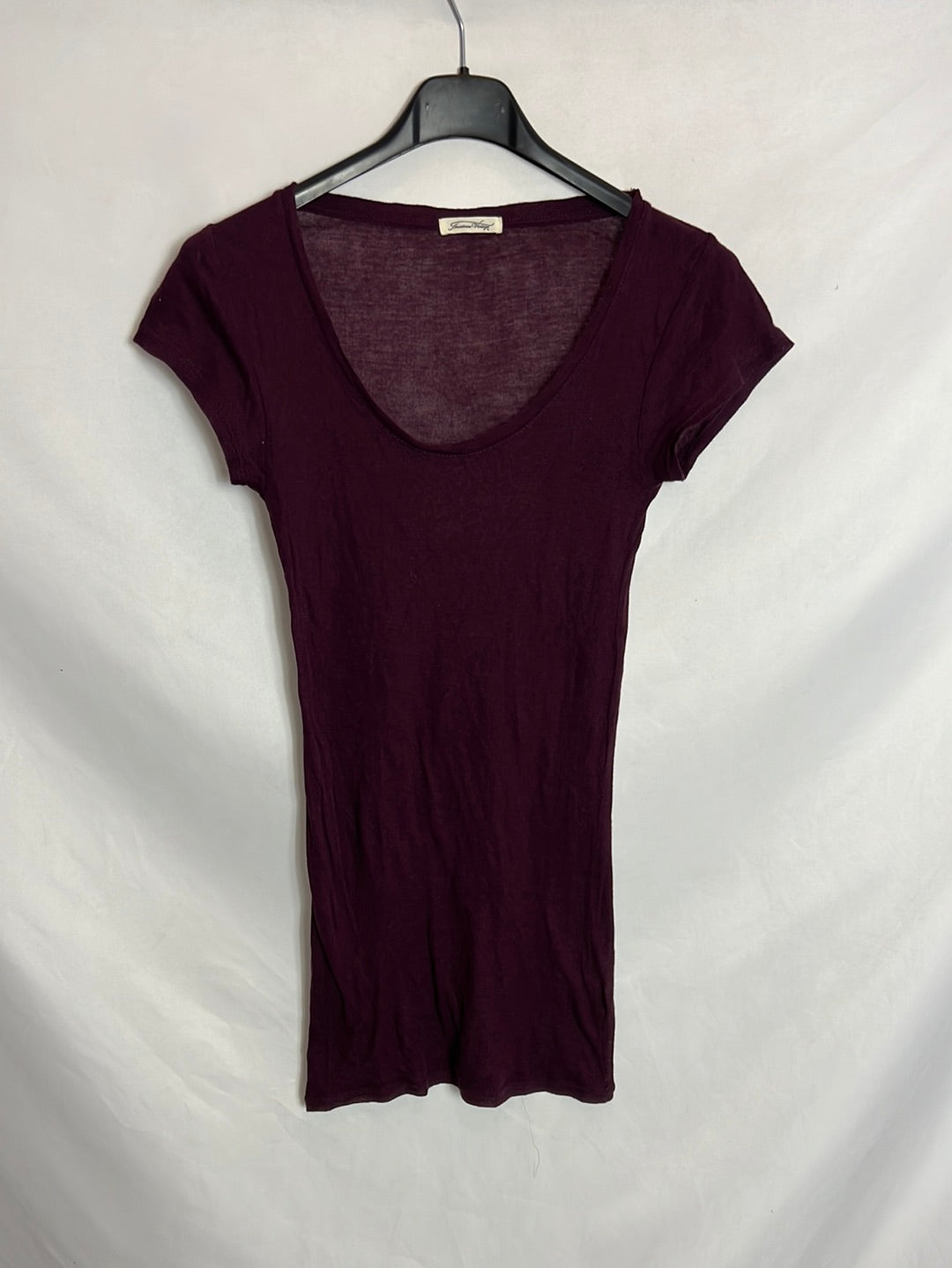 AMERICAN VINTAGE. Camiseta entallada burdeos T.s