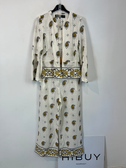 ZARA. Conjunto blanco bordado T.xs