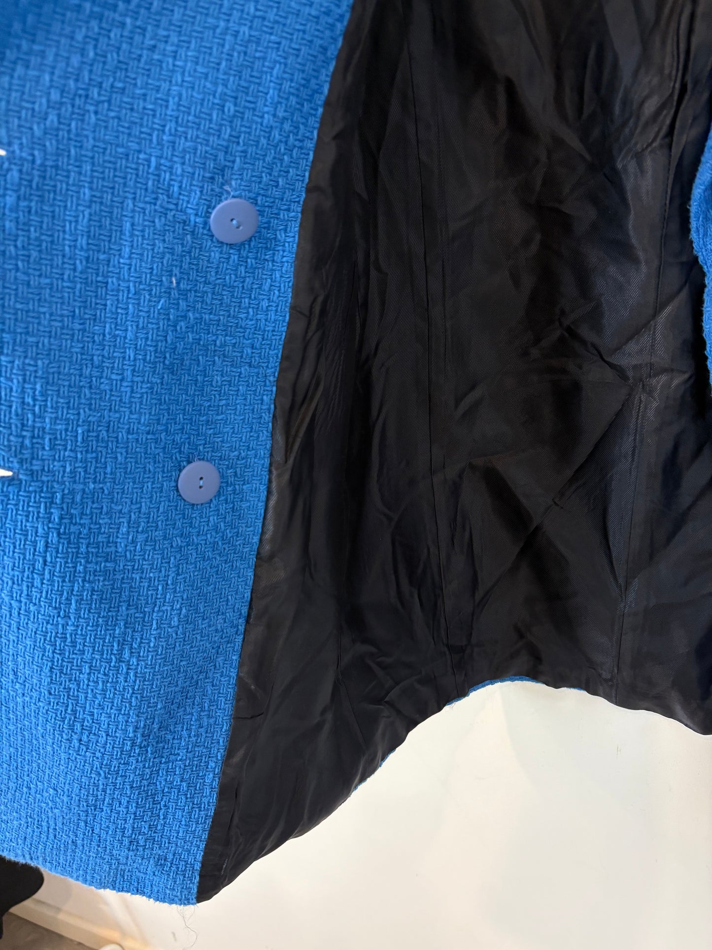 ZARA. Blazer larga tweed botones joya