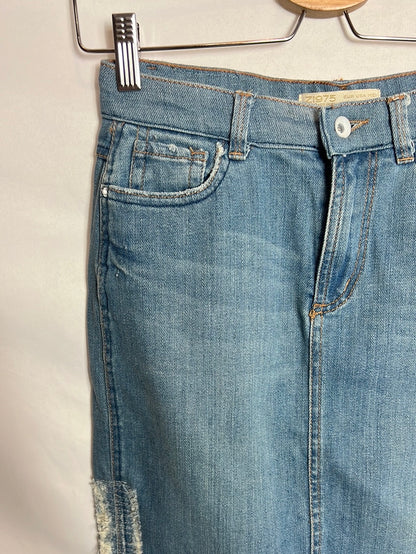 ZARA. Falda denim efecto desgastado. T S