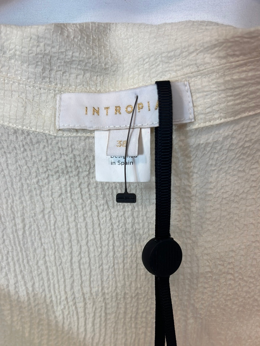 INTROPY. Beige crossed blouse T.38