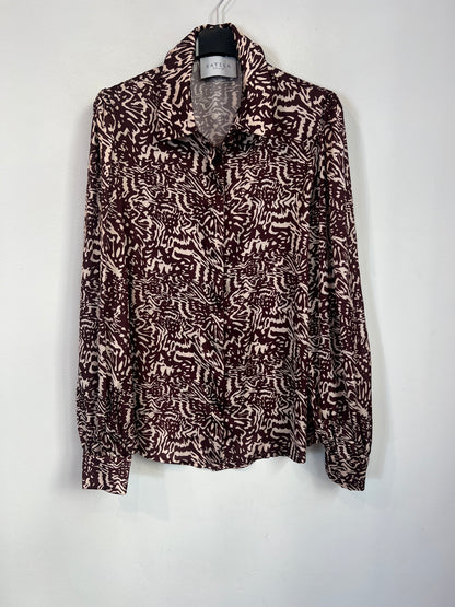 SATELA. Conjunto blusa y falda fluido estampado. T S