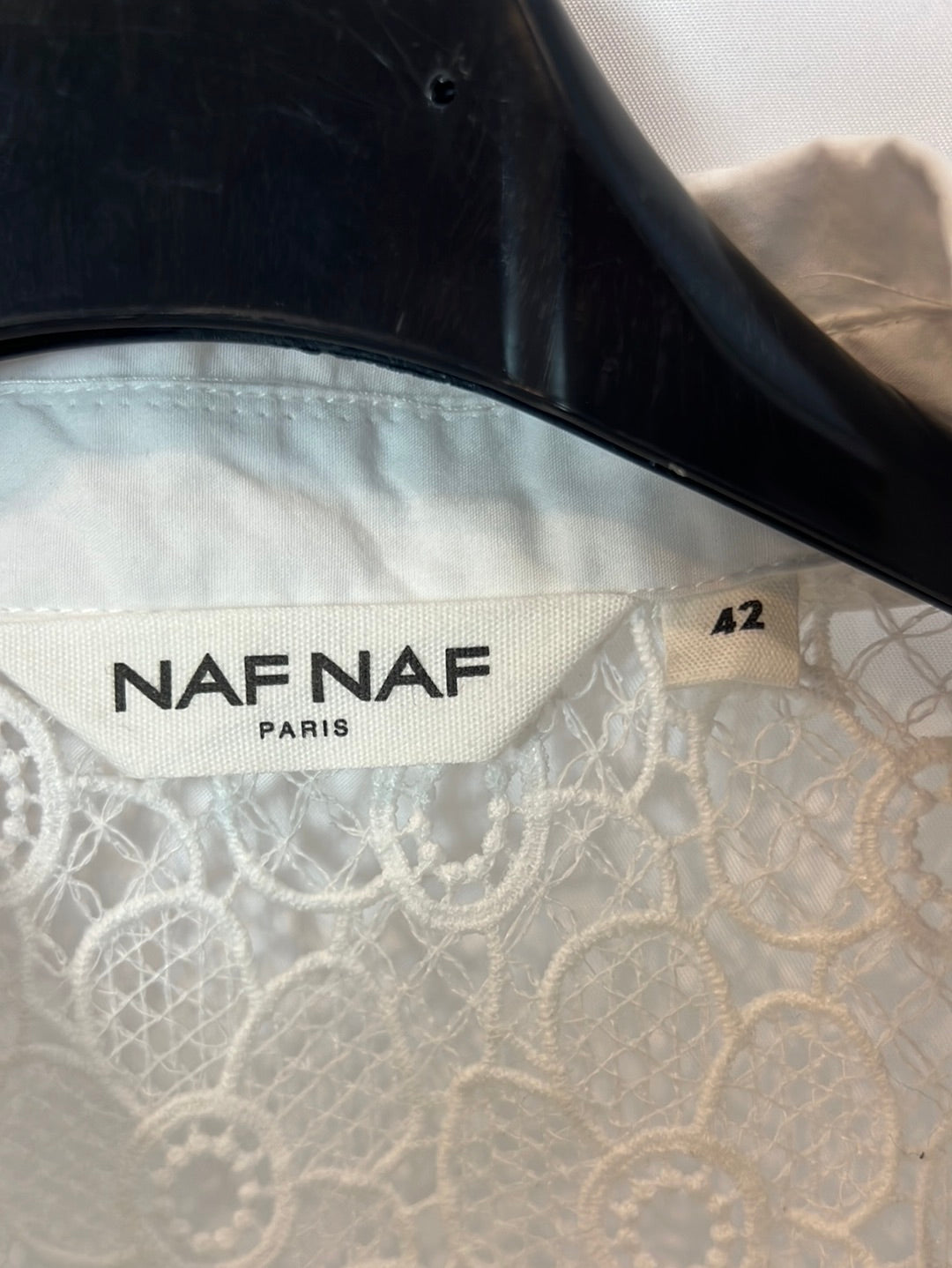 NAF NAF. White lace blouse S.42