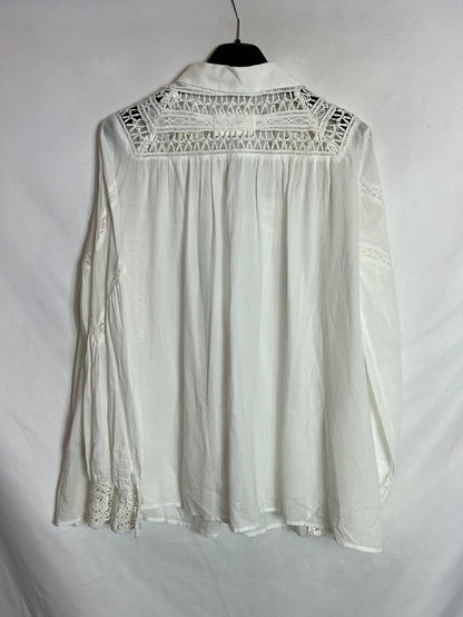 BA&amp;SH. White blouse with crochet details. Size 1(S)