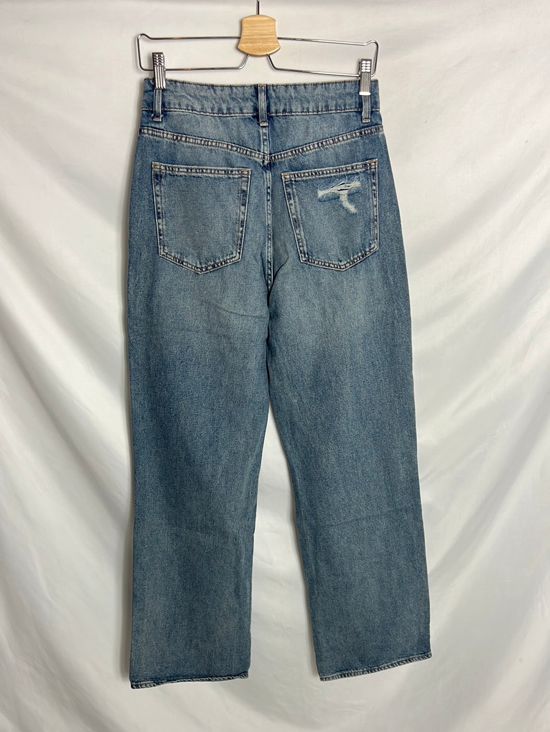 H&amp;M. Wide leg denim. Size 38