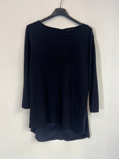 COS. Double-textured blue blouse. TM