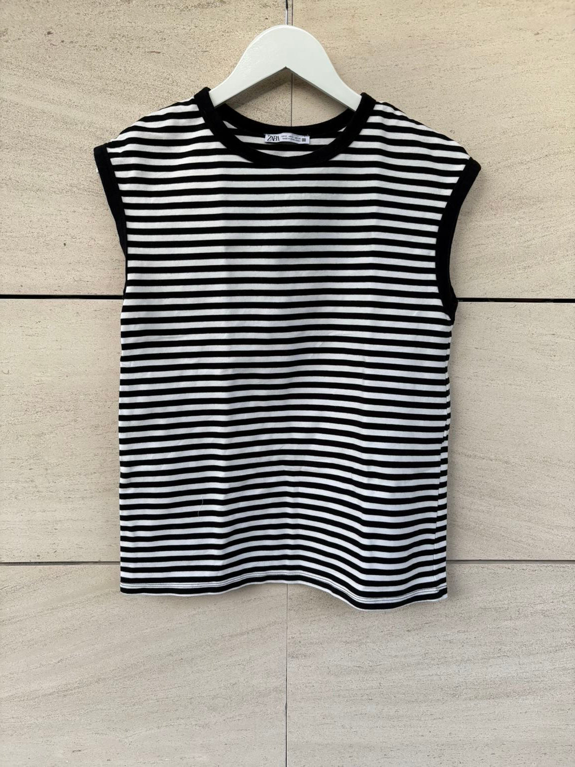 ZARA. Camiseta rayas  sin mangas