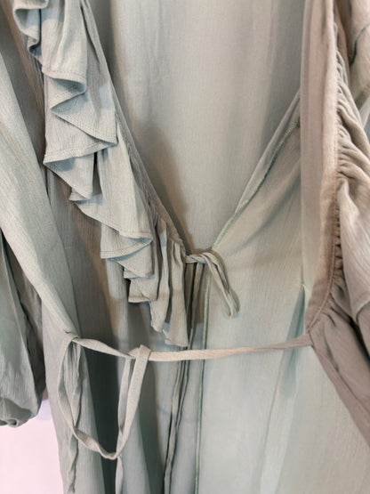 SERRA. Vestido maxi cruzado verde agua
