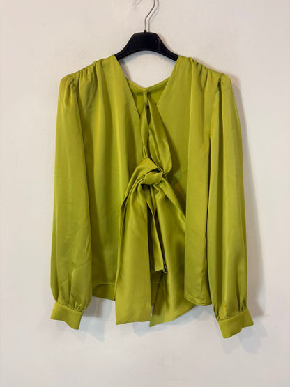 BIMANI. Blusa verde satinada lazada