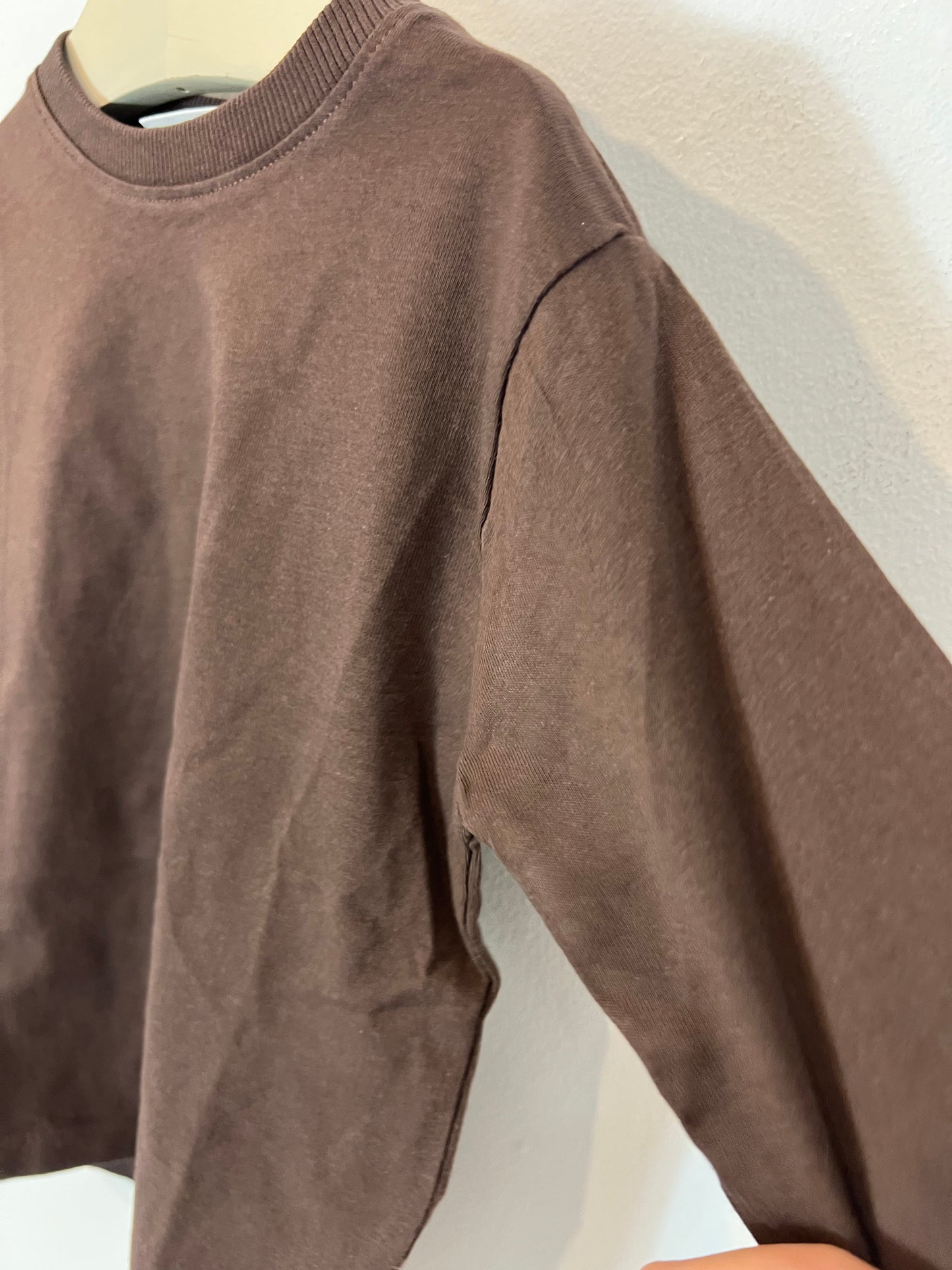 ZARA. Pack 3 camisetas algodón tonos tierra. T 9-12 meses