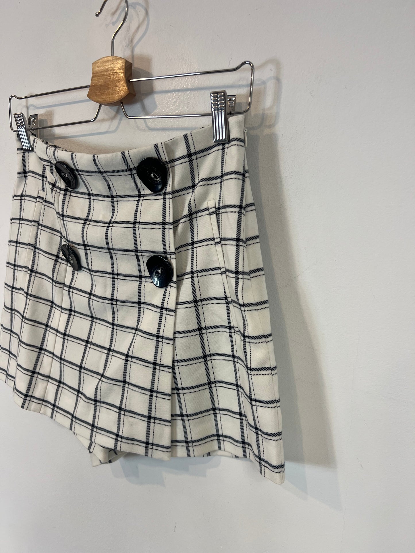 ZARA. falda/pantalón cuadros T.s