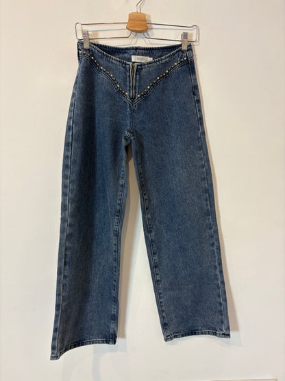 NÍCOLI. Denim azul tachuelas