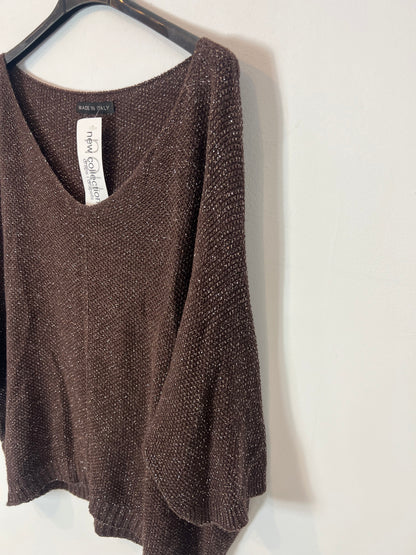 OTRAS. Top marrón hilos brillo. T M/L