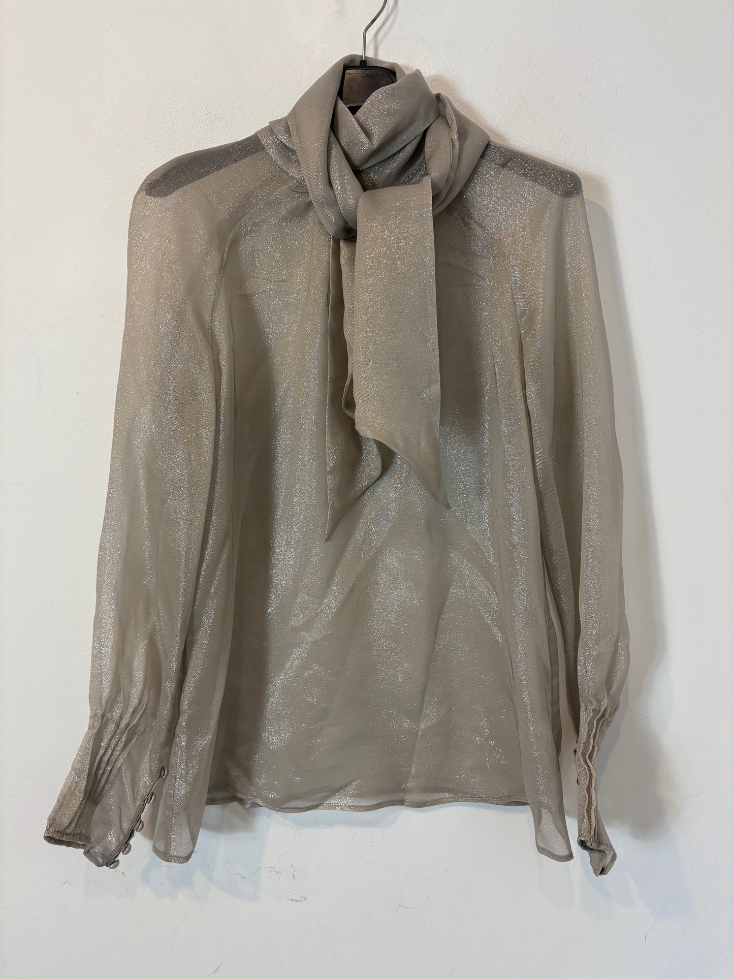 MALO Italia . Blusa semitransparente seda