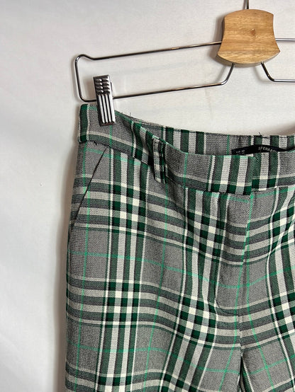 SFERA. Cropped plaid pleated trousers. Size 40